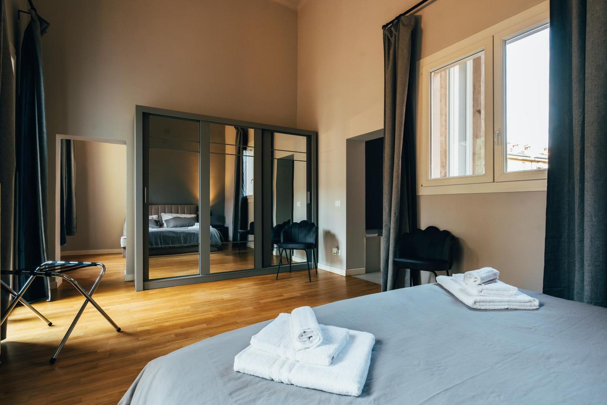 Indipendenza Apartment City Center Bolonia Exterior foto